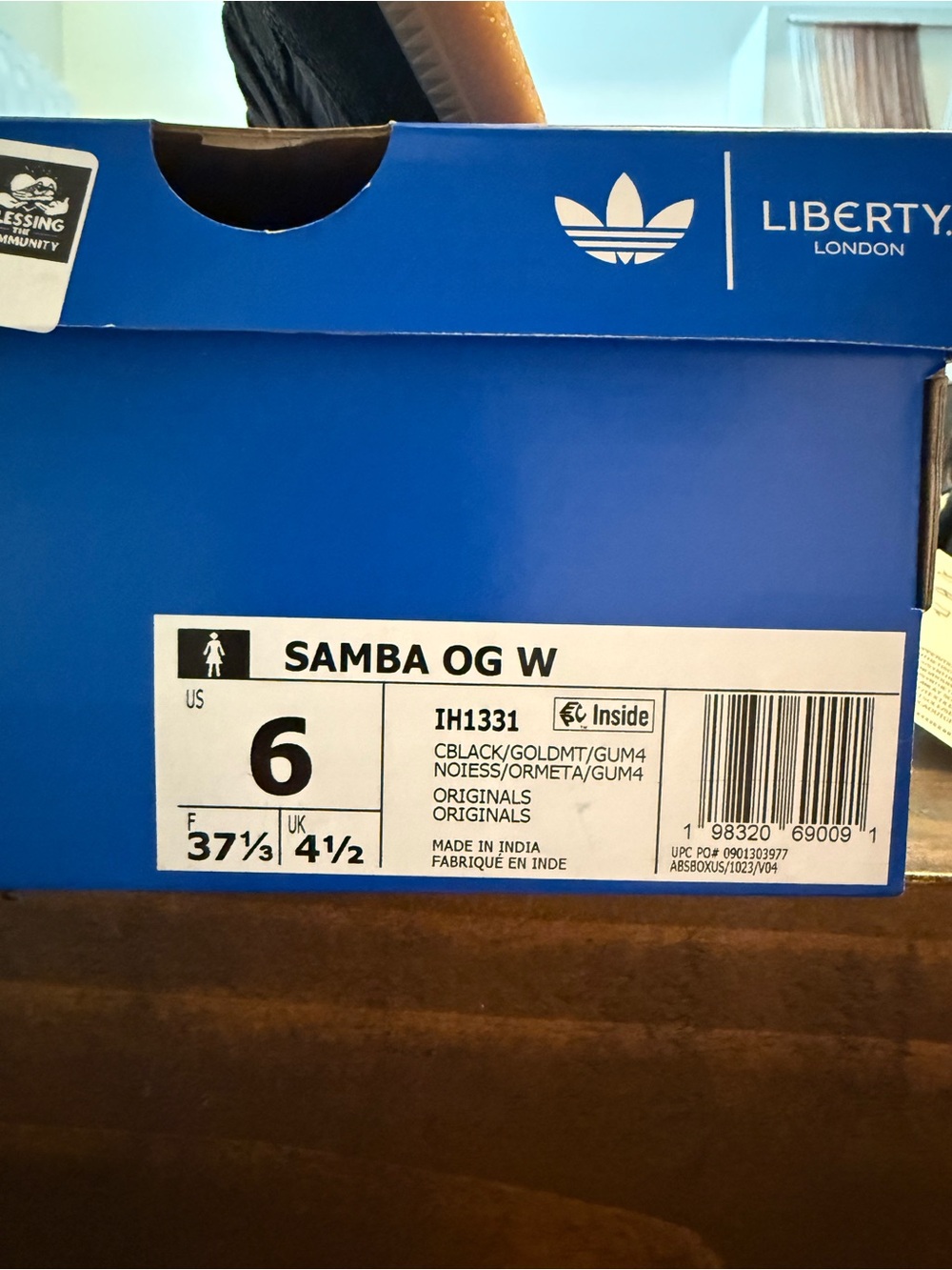 adidas Samba OG W Liberty London Women’s Low Top Sneakers Black/Gold Gum IH1331 - Picture 3 of 3
